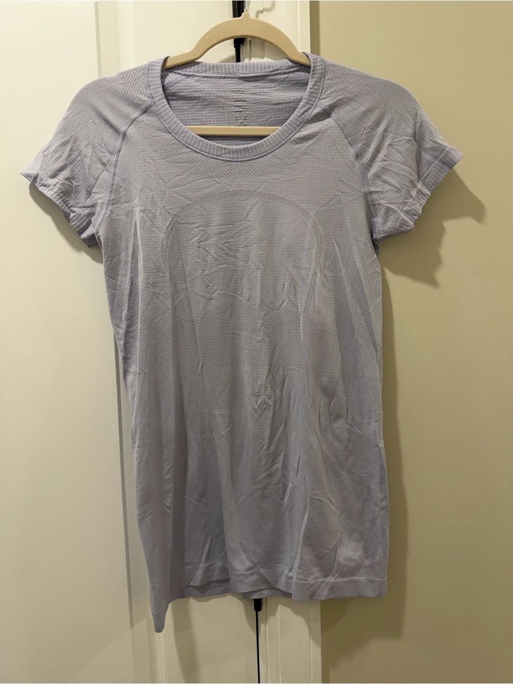 lululemon athletica Light Lavender Short Sleeve Tee